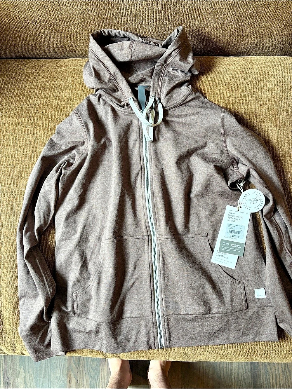 Vuori Halo Performance Hoodie 2.0 Performance Hoodie Size Small NWT